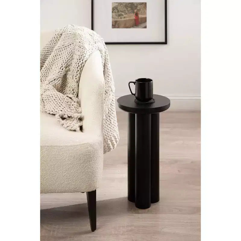Kate and Laurel Pylar Round Drink Table