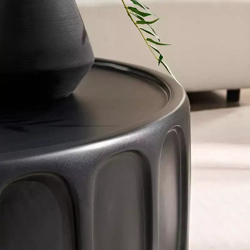 Okak Modern Wave-Edge Coffee Side Table Set of 2, Fiberglass & No Assembly End Tables, Apartment Size for Living Room & Bedroom