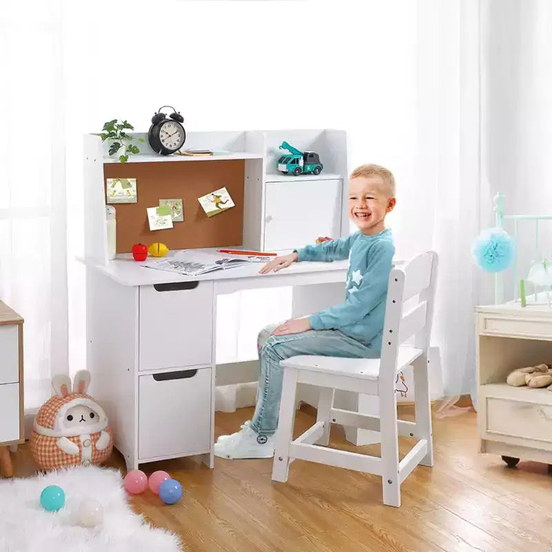 Chaise de bureau pour enfants avec huche, table d'étude en bois avec étagère, rangement et tableau en liège, bureau d'écriture pour enfants pour l'école à la maison, blanc