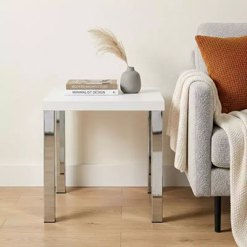 HomeRoots 22 Chrome And White High Gloss Square End Table