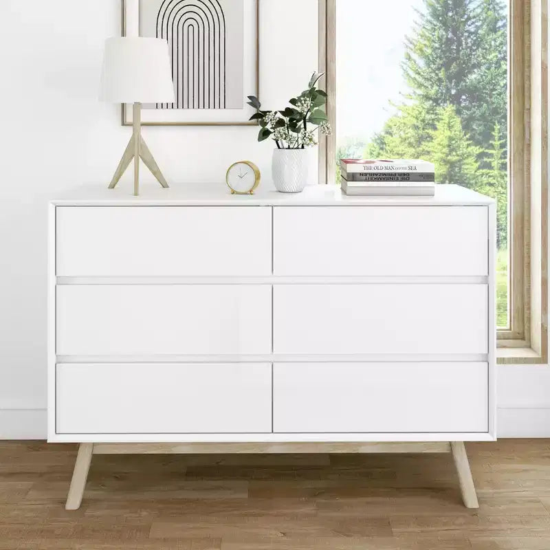 Max & Lily 6 Drawer Dresser, Solid Wood Storage Dressers & Chest of Drawers for Bedroom