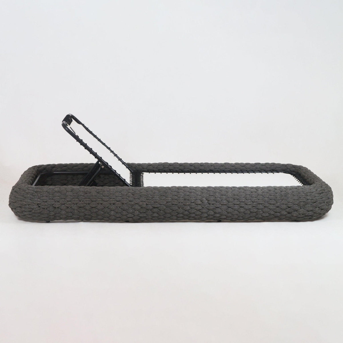Reago Poolside Chaise Lounge Rope Woven