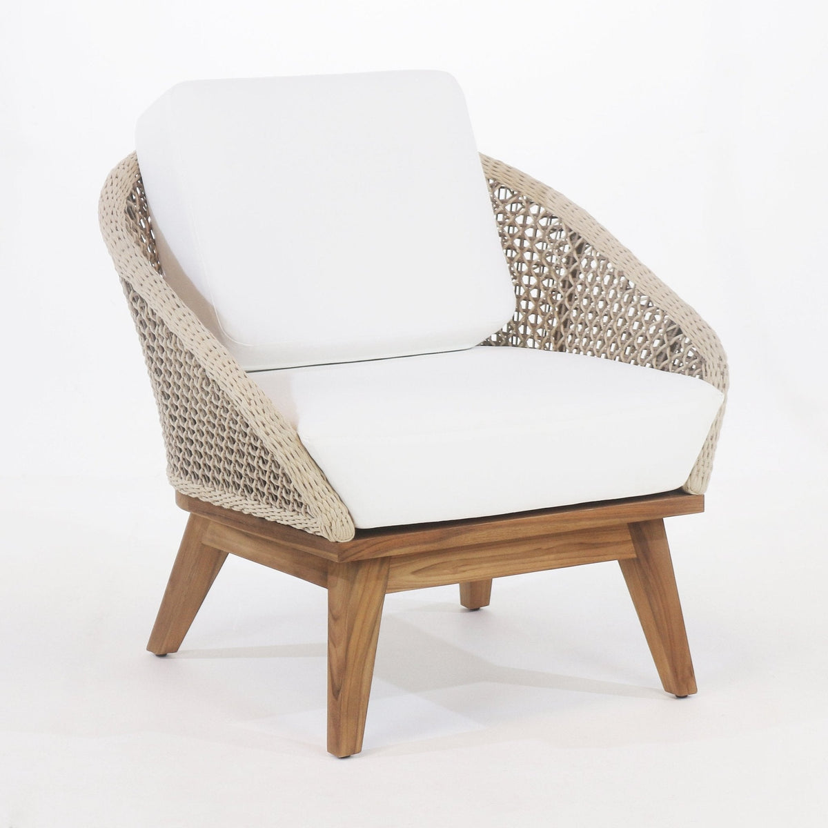 Surakarta Outdoor Lounge Chair with UV protected outdoor weaving