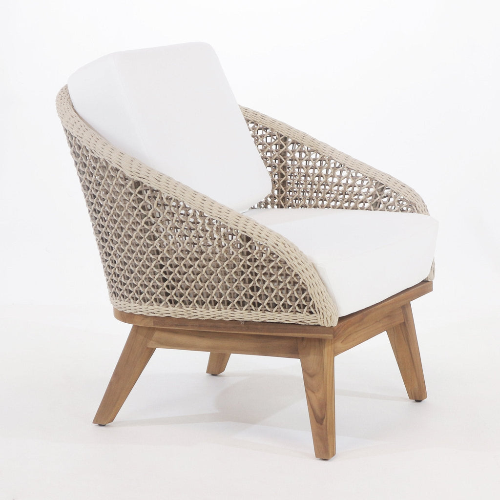 Surakarta Outdoor Lounge Chair with UV protected outdoor weaving